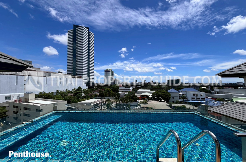 Apartment in Bangnatrad 